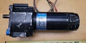 Cm34d25nz10c Leeson Permanent Magnet Dc Gearmotor M1135042.00 90v Right 1/4 Hp 62rpm 40 1