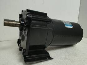 Cm38p17nz25c Leeson Ac Gear Motor .06hp Frame 38 139rpm 115/230v 1ph Gearmotor