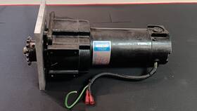 M1125073.00 Leeson M1125073 Electric Motor 90 Volt Dc 94 Rpm 1/8 Hp