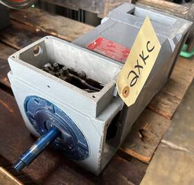 70467 Lenze Dc Motor 5.25 Hp 2xkc 2740 Rpm 400 Volt Type Shunt Wound 16.2 Amp