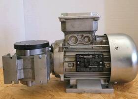 4481-asten Lenze Americas Used Carpanelli 3 Phase Motor With Gear Box 13079195