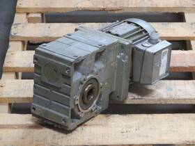 Gss04-2m Lenze Har Helical Worm Geared Motor T263381