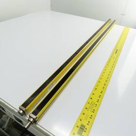 Sd4r30-1200e Leuze Sd4t30-1200h Solid-4 48 Inch Safety Light Curtain Transmitter With Receiver