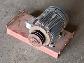 T-2523 Lincoln A.c. Motor Tefc 184t Frame 1745 Rpm 3 Phase 460 V 5 Hp