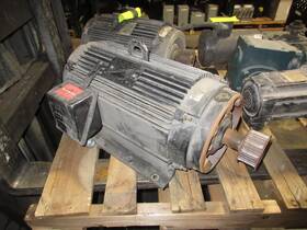 Y549 Marathon Electric 15hp 230/460v 40/20a 60hz 3ph 4p Used