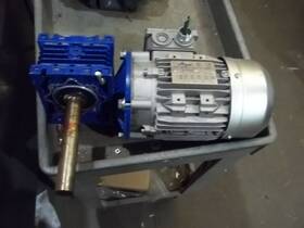 T80-b4 Motovario Gear Motor Reducer 1hp 56c Frame D6
