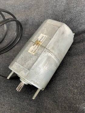 E29253 Nb Chens Electric Motor 120v - 60 Hz With Cord Used Working Condition