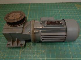 Sk63 Nord .37kw 1/2 Hp Motor With Speed Reducer 230vac 3 Phase 67 Rpm Fr 63 Tested