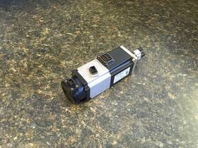 R88m-1m10030t-bs2 Omron Ac Servo Motor