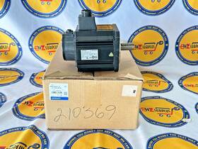 R88m-k2k020t-s2 Omron Ac Servo Motor 2.0kw 1pcs Used In Factory Box