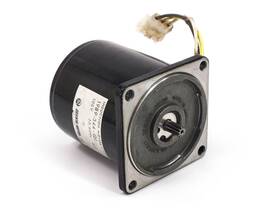 1989-344-q1 Oriental Motor Induction 100 Vac 50/60 Hz 6uf 5/16 In Shaft
