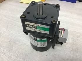 5rk40gn-cwt Oriental Motor Reversible Damaged With 5gn5ka Gear Head