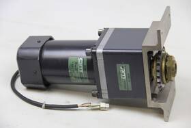 Bhm8180m-g Oriental Motor Ac Magnetic Brake With Bh8g-50 Gear Head - Used