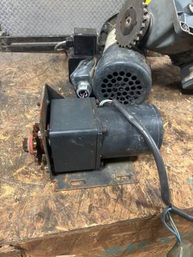 E1633-454 Oriental Motor E0440-454 Reversible Used