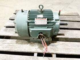 2yab55689a1 Reliance Electric Motor 3hp 575v 1765rpm 3.2a 3ph L213t