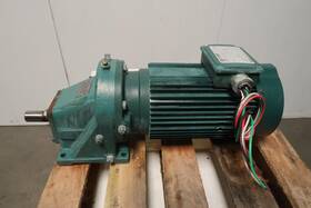 T13962 Reliance Electric B7/y9718p Motor 208-230/460 V 1700 Rpm 13.8-13.8 A 3 Ph