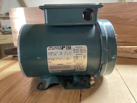P14g9244h Reliance Electric 1.5 Hp Ac Motor 208-230/460 Volts 1800 Rpm 4p