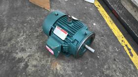 P18g3841a Reliance Electric 5 Hp Ac Motor 1800 Rpm 4 P 3ph 184tc 230/460 V Tefc 60 Hz