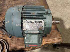 P18g4902 Reliance Electric Used 3hp 1755rpm 182t 230/460v. Frame Motor