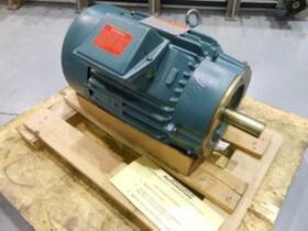 P21g1101 Reliance Electric Duty Master Ac Motor 7.5hp Frame L213tc