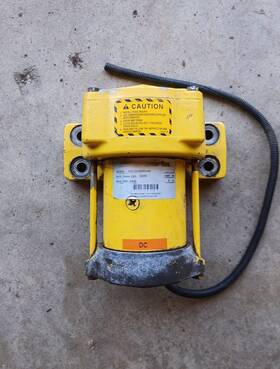 Tdc12-3200-4m Reliance Electric New Martin Cougar B1-1000-1a-2 Vibrator 3450rpm 115/230v 5.1/2.55a 1ph