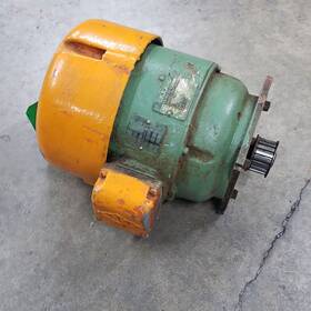 0005f-1ban-0030 Reuland Motor 1/2hp 220/440vac 60hz 900rpm. - Used