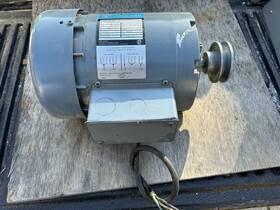 62-245 Rockwell/delta 3/4 Hp 115/230 Vac 1725 Rpm Fr C56 Motor Amp 10.4/5.2 Reversible