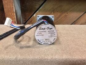 103g715-1240 Sanyo Denki Stepping Motor Step-syn Dc 2.6a 1.8 Deg