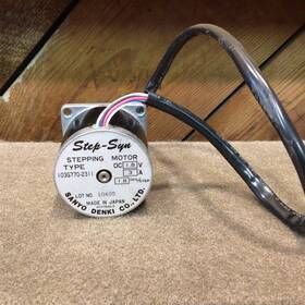 103g770-2311 Sanyo Denki Stepping Motor Step-syn Dc 3a 1.8 Deg
