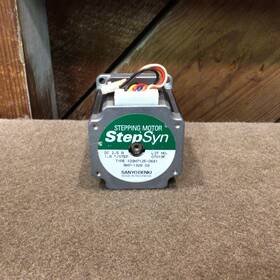 103h7125-0641 Sanyo Denki Stepping Motor Step-syn 103h7125 0641 Dc 2.5a 1.8 Deg