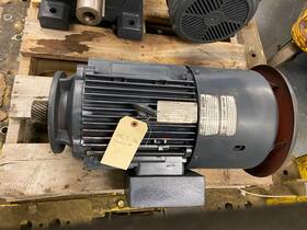 Dfv132m4bm15hrc-ks Sew-eurodrive 10hp Brake Motor 1740rpm 230/460v