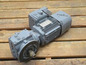 Dre80m4be1 Sew Eurodrive Dre80m4be1/mm07/mo/avsk/th Sf47 Gear Motor W Reducer T219086