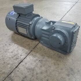 Tdt90s4 Sew-eurodrive Inc Kh47/tdt90s4/bmg/hr/th General Purpose Motor - Used