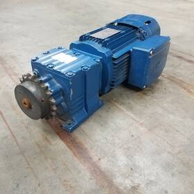 R17dre80m4be1hr Sew-eurodrive Inc Motor 1740/134 Rpm 230/460 V 1.oo Hp 3ph