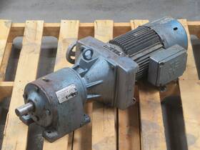 R60d23dt100ls4bhr Sew Eurodrive Motor W Reducer T247093