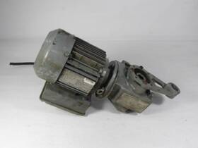 Sa37tdt71c4 Sew-eurodrive 0.33hp 31rpm 330/575v 71 Tefc 3ph 0.92/0.53a 60hz 55.93 1 Used