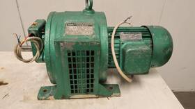 Yct132-4b Shengling 90l-4 Adjustable Speed Motor / Three Pase Induction T1