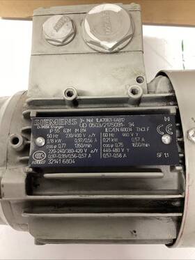 1la7063-4ab12 Siemens 1la70706aa12 3-phase Ac Motor 230-400/460vac 50/60hz 0.18/0.21kw M732s