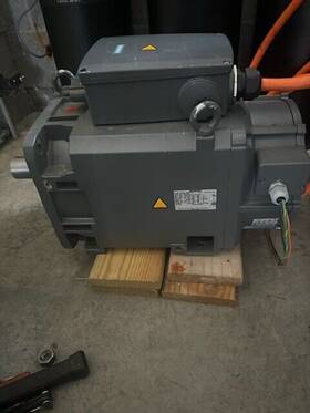1ph8131-1ds13-1la1 Siemens 14 Hp 6000 Rpm 200 Hz Async Motor 3 Phase With 380-480 Vac 46 Amp Vfd