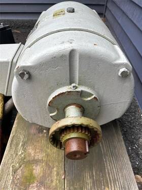 2-5391-lr7u472-1 Siemens Synduction Motor 230/460v 40hp 1800rpm 3ph Type Rg-syn