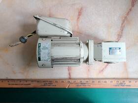 Rnvm02-1120-30 Sumitomo Sm-cyclo Induction Motor Tc-f 1/4hp With Hyponic Drive