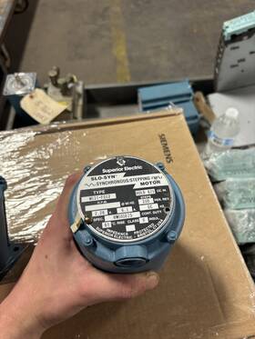 M111-fd12 Superior Electric Slo-syn Stepping Motor 2.26v 6.1a 200 Used