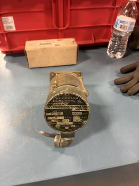 Ss421 Superior Electric Slo-syn Motor 120v .8amp Step 72 Rpm Used