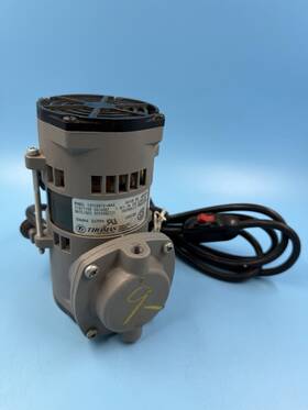 110-115v Thomas 608102a Diaphragm Vacuum Pump 50/60hz With Switch