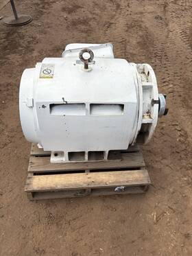 24ca3430 Toshiba 200hp 460v 228 Amp Electric Motor