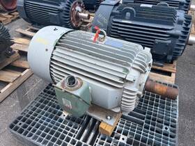 B1004flf3bshd01 Toshiba 100 Hp Ac Electric Motor 1800 Rpm Fr 405t Tefcbb 230/460 V Eok