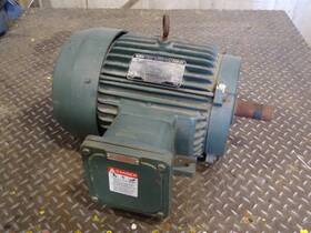 By752ylf2umh Toshiba 7.5hp Electric Motor 230/460v 3ph 3515rpm Fr 213t