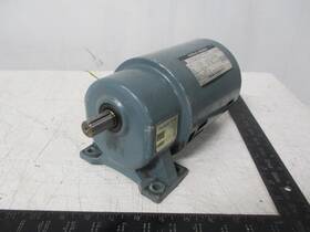Toshiba Glm-18 1 Phase Induction Motor With Nissei 5 Gear Reducer T116981