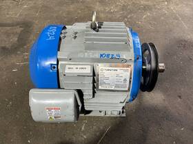 V03-1500-4-h00 Turntide / 15 Hp Or 11.19 Kw 680v Smart Electric Motor