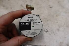 3195-9212-c1 Vexta Steeping Motor 2-phase 1.8 Degree / Step Dc 5v 1a